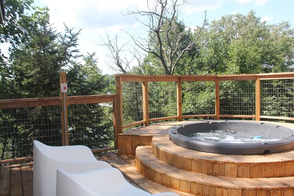Perfect Getaway with Hottub Bella Vista